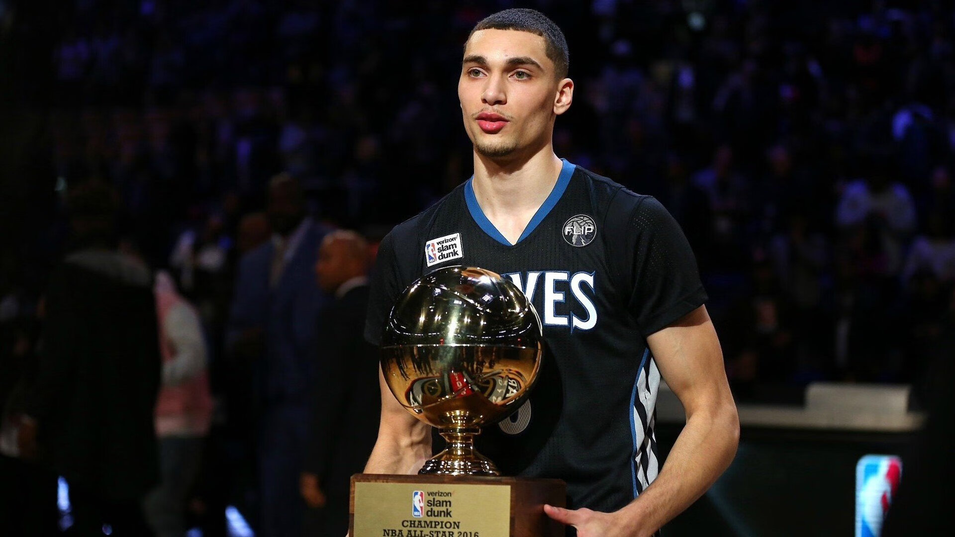 BLG黑马赛季逆风翻盘传奇,lol黑马逆袭